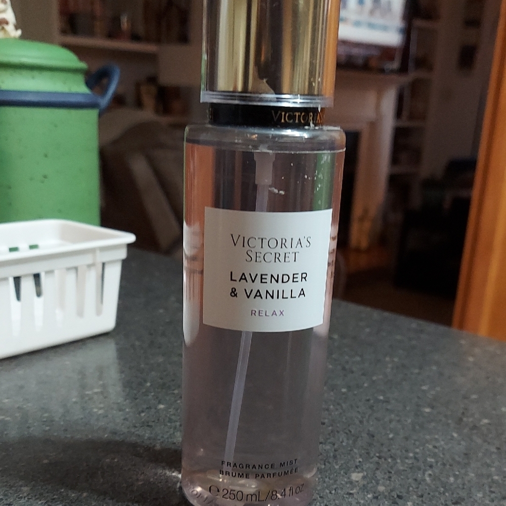 Victoria's Secret Lavender & Vanilla Mist